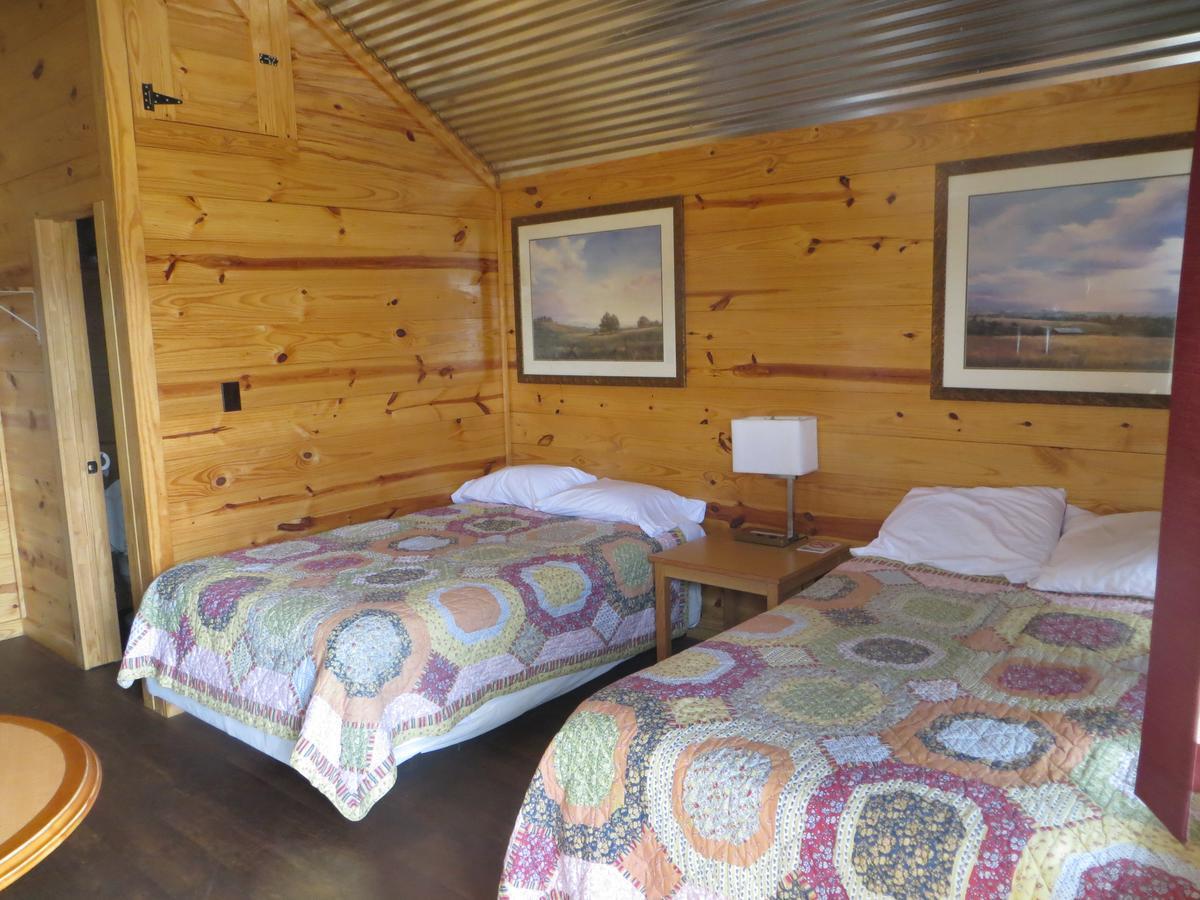 All Tucked Inn Cabins Stockdale 外观 照片
