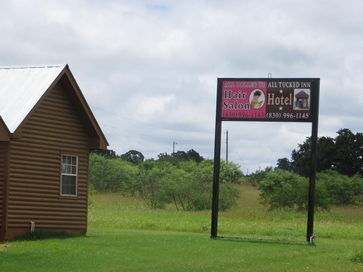 All Tucked Inn Cabins Stockdale 外观 照片